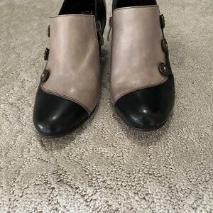 L'Artiste Sprig Step leather ankle boots.